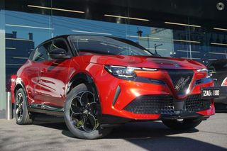 2026 Alfa Romeo Junior Elettrica Auto FWD Thumbnail