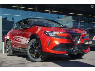 2026 Alfa Romeo Junior Elettrica Auto FWD Thumbnail