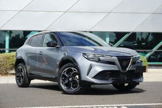 2025 Alfa Romeo Junior Elettrica Auto FWD Thumbnail