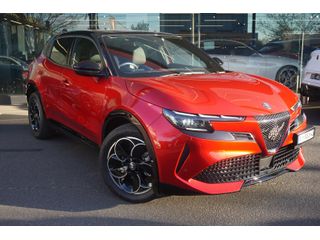 2025 Alfa Romeo Junior Elettrica Auto FWD Thumbnail