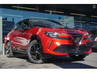 2026 Alfa Romeo Junior Elettrica Auto FWD Thumbnail