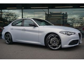 2023 Alfa Romeo Giulia Ti Auto Thumbnail